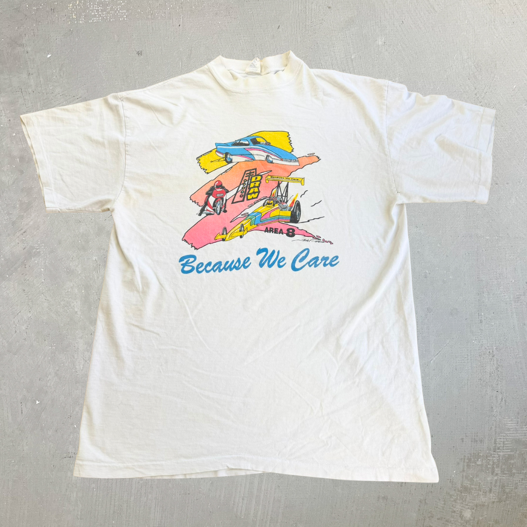 J- Vintage Area 8 Draw Cars & Speed Bike Graphic Single Stitch Tee - L