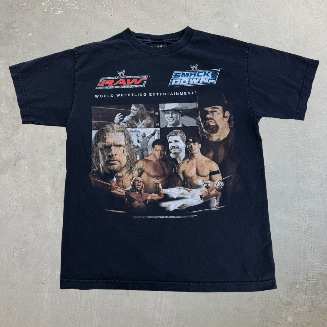 J- Vintage '04 WWE Raw & Smackdown Picture Graphic Tee - M