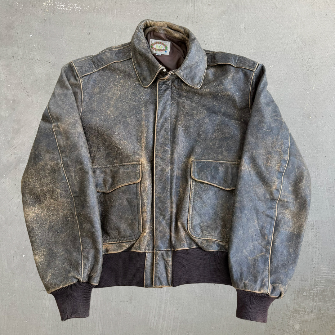 J- Vintage 80s Banana Republic A-2 Style Zip Up Leather Bomber Jacket - 40 (fits M)