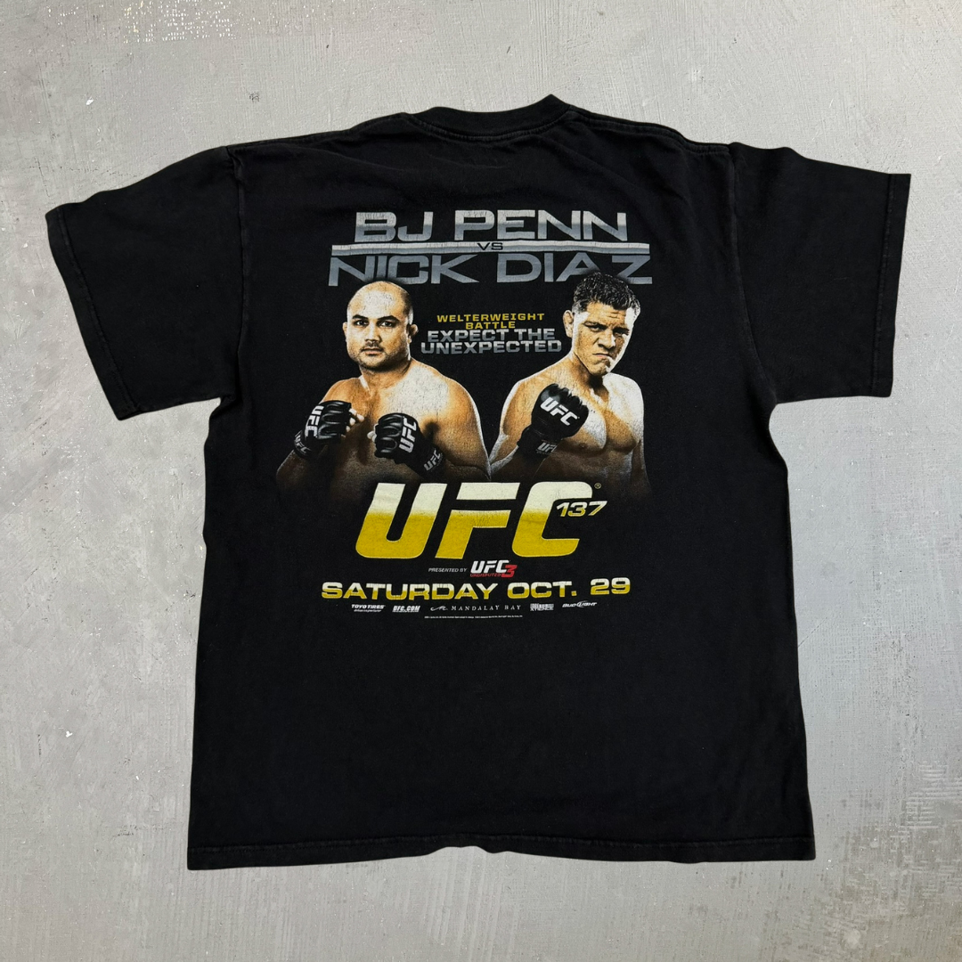 J- Vintage '11 UFC 137 BJ Penn Vs Nick Diaz Promo Tee - L