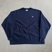 J- Vintage Champion Reverse Weave Embroidered Logo Crewneck- XL
