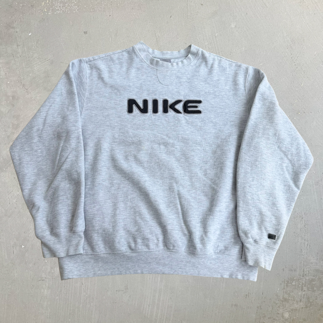 J- Vintage Y2K Nike Puff Print Text Crewneck - L