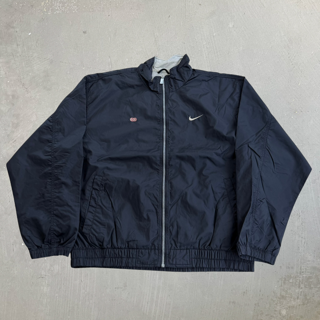 J- Vintage Nike Embroidered Swoosh Black Zip Up Jacket - L
