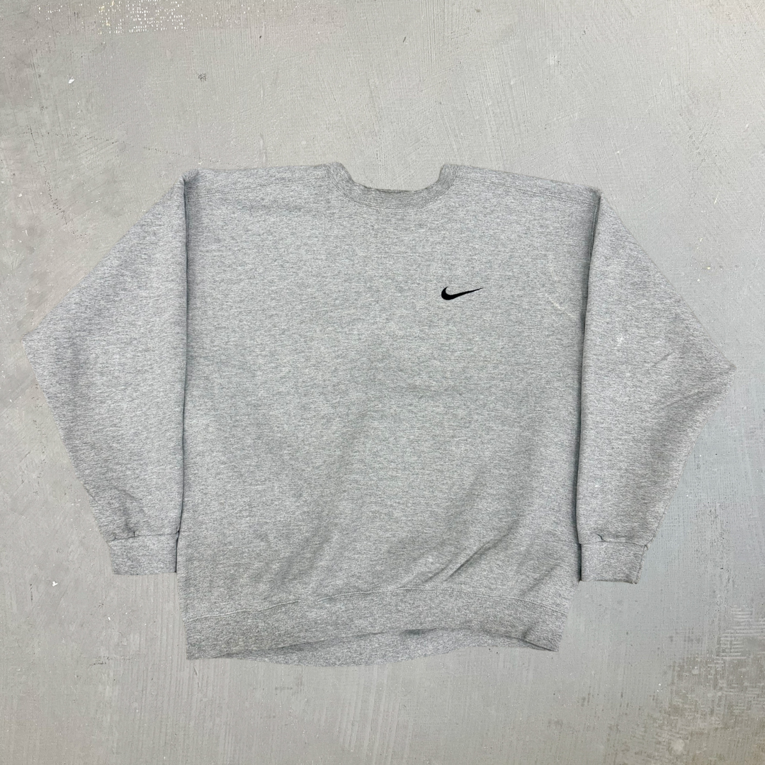 vintage nike embroidered crewneck sweatshirt