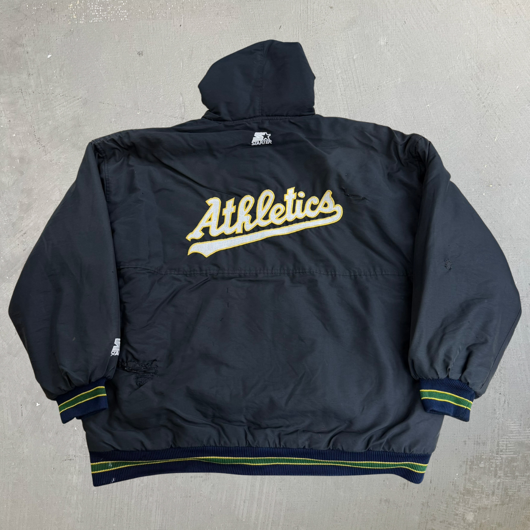 J- Vintage Oakland Athletics MLB Starter Hooded Zip Up Winter Jacket - XL