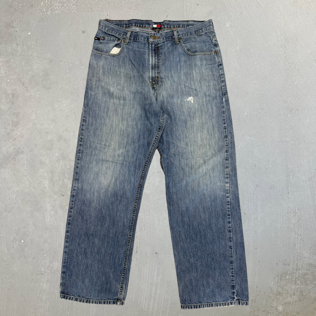 J- Vintage Tommy Hilfiger Baggy Jeans - 38x32