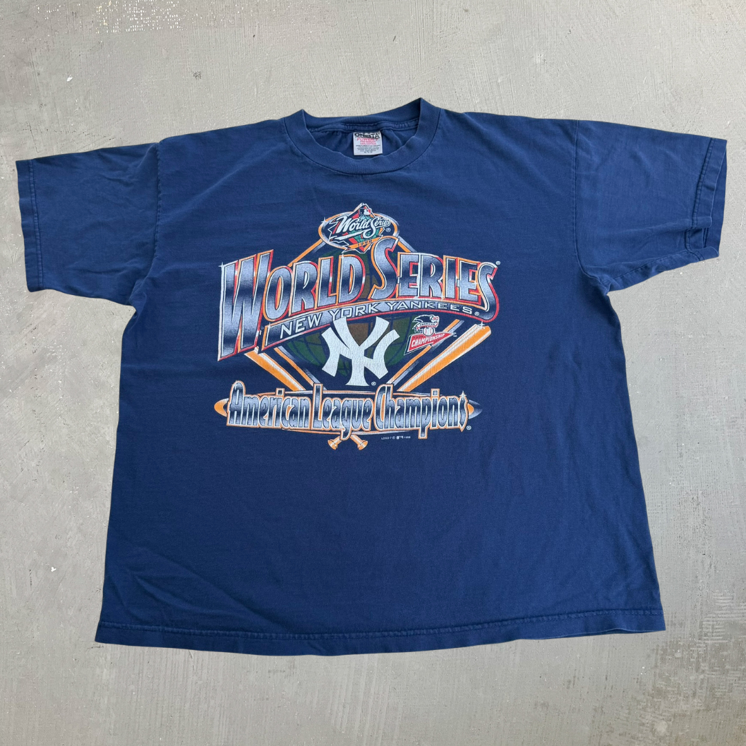 J- Vintage '98 New York Yankees MLB American League Champions Graphic Logo 7 Tee - XL