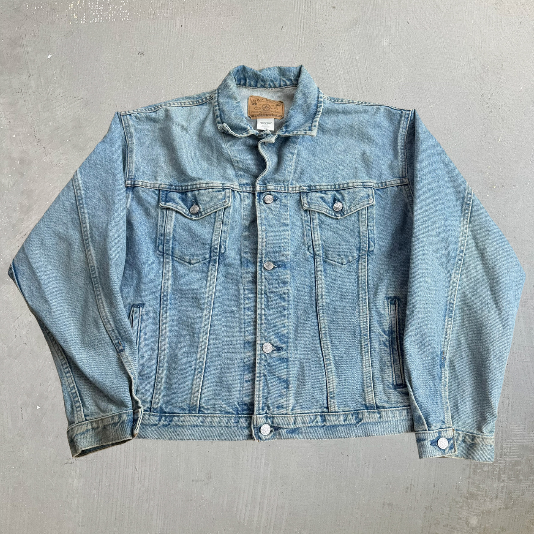 J- Vintage Gap Denim Trucker Denim Jacket - L