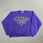 J- Vintage '96 Minnesota Vikings NFL Text & Graphic Crewneck - L