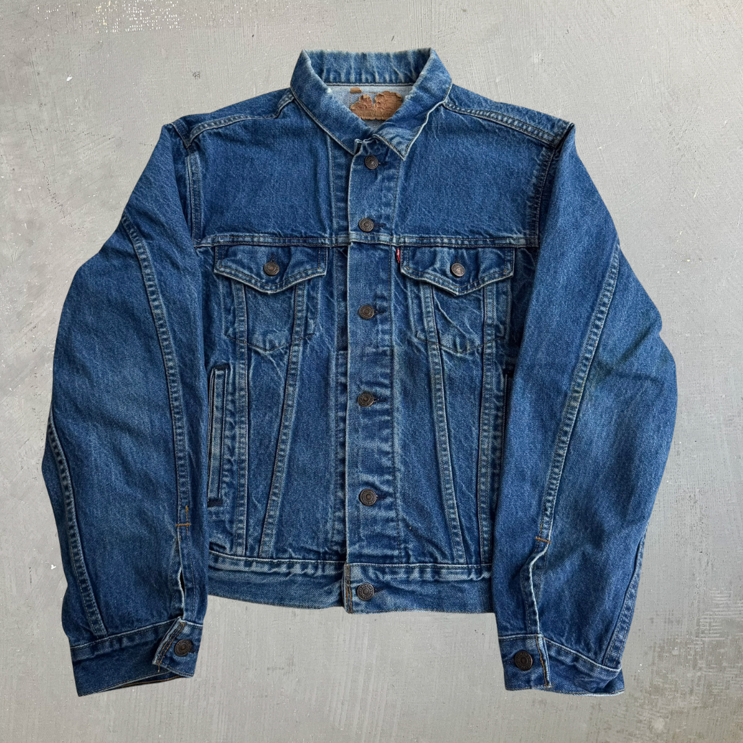 J- Vintage Levi's 70506 0216 Made In USA Trucker Denim Jacket - 46 (fits L)