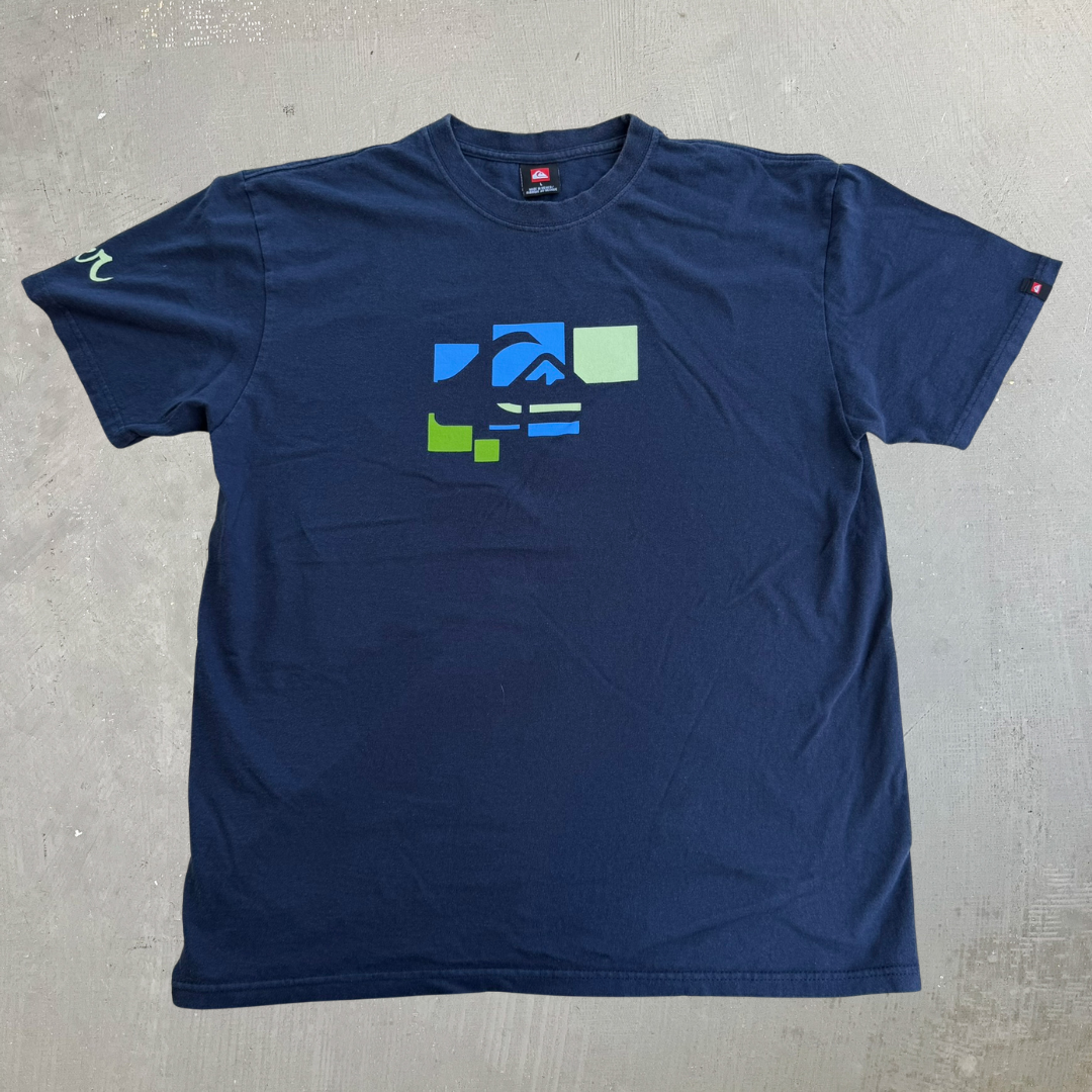 J- Vintage Quicksilver Logo Graphic Navy Tee - L