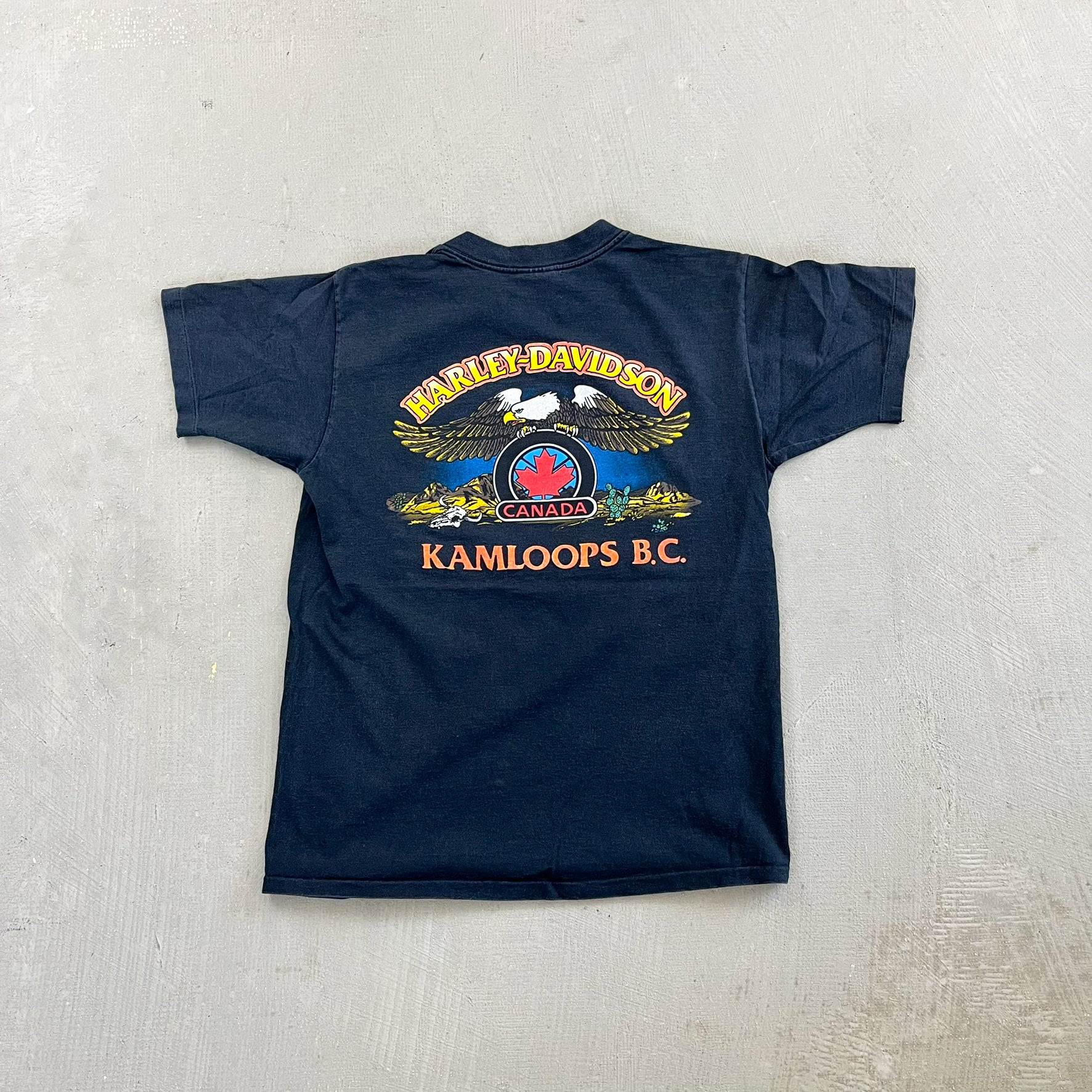 F- Vintage '92 Harley Davidson Kamloops BC Canada American Born & Breed Single Stitch Tee