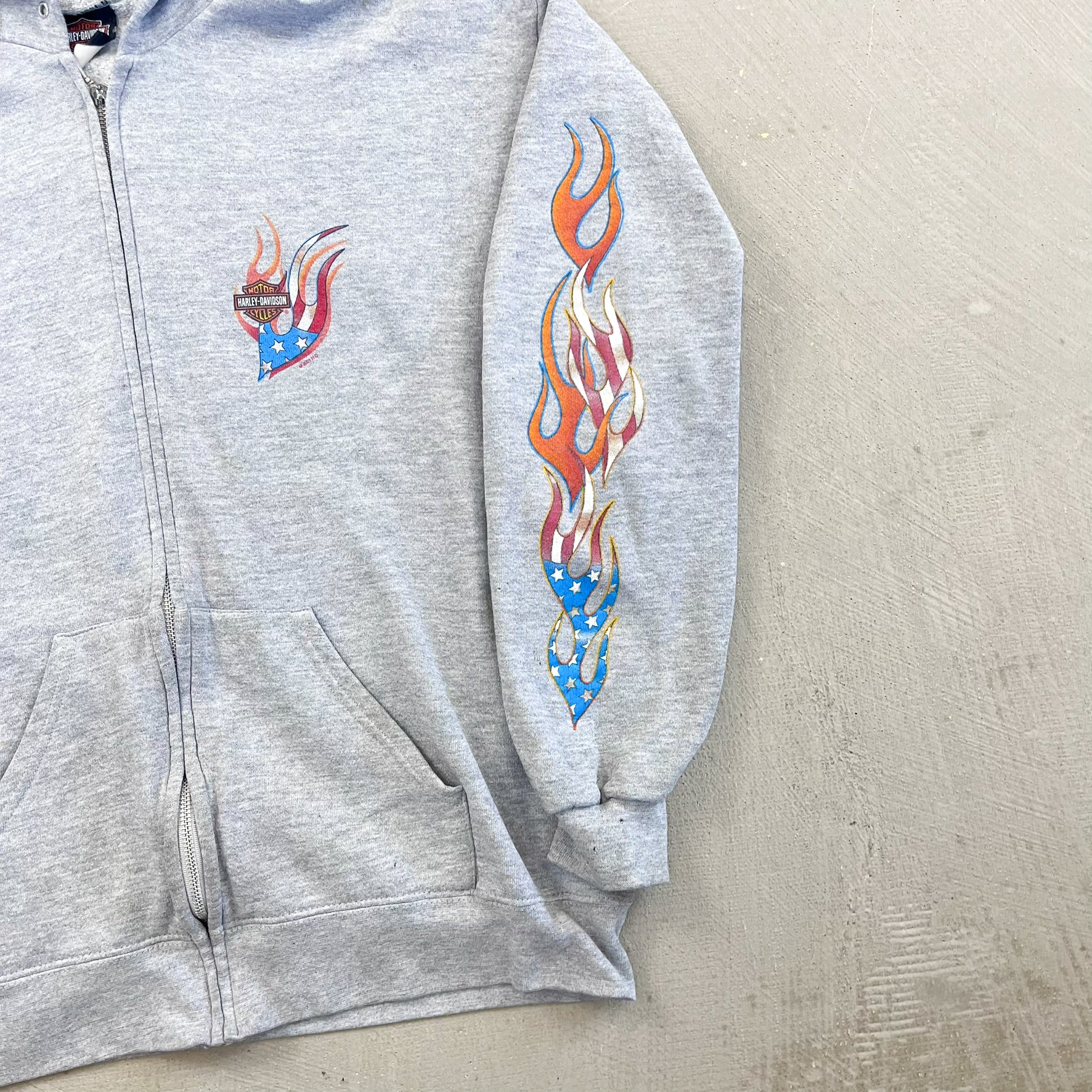 F- Vintage '01 Harley Davidson Oakland Flames Sleeves Zip Up Hoodie