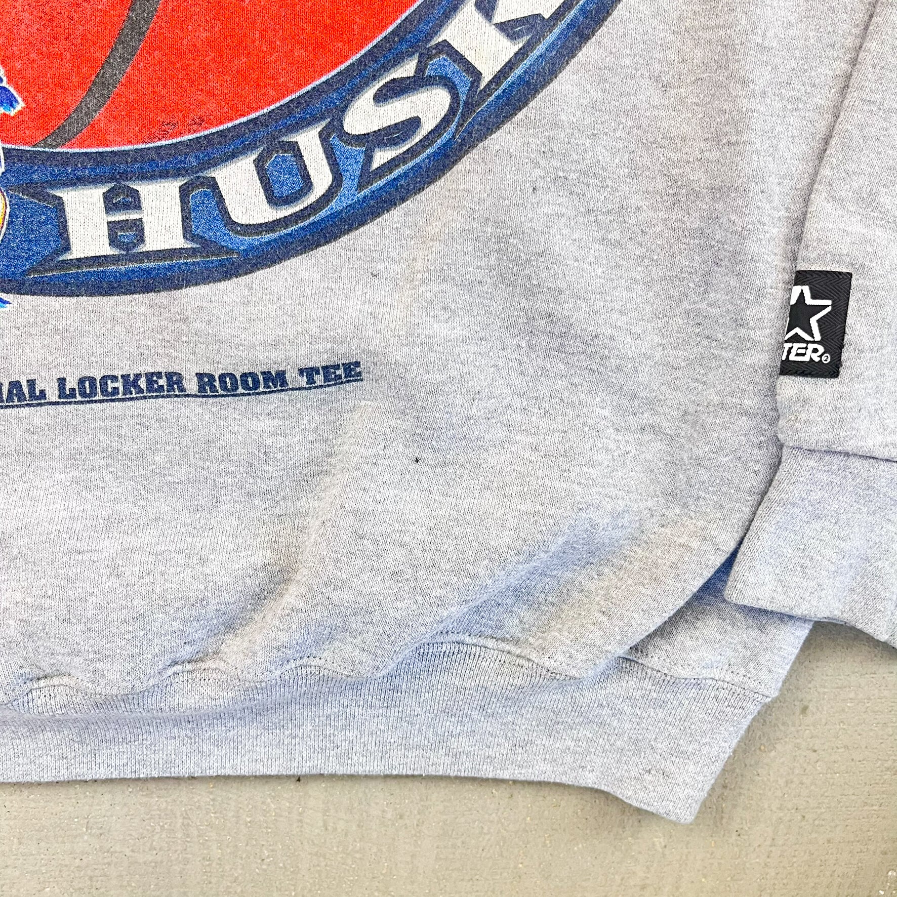 F- Vintage '99 NCAA Starter University Of Connecticut Huskies Champions Crewneck