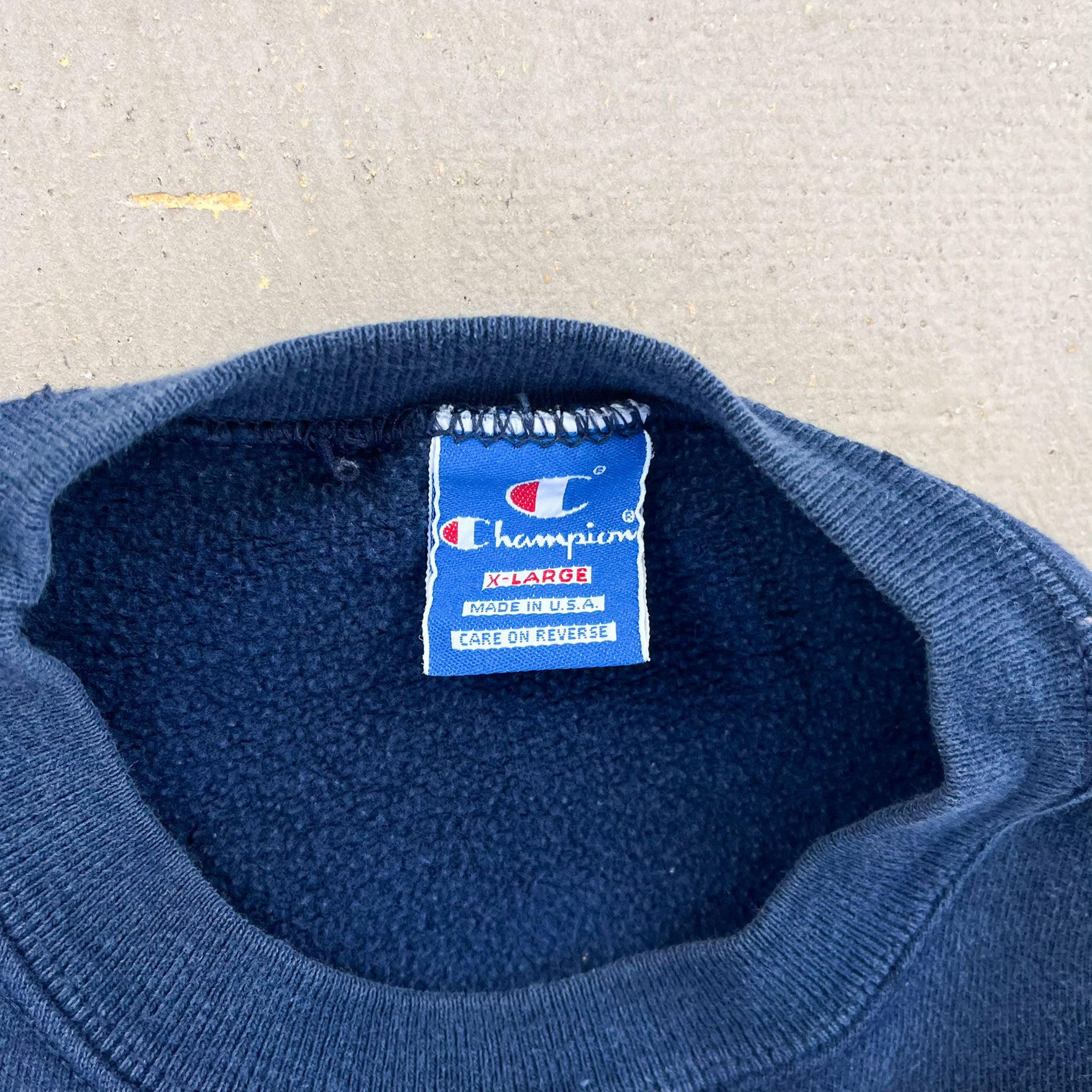 F- Vintage Team USA Basketball Champion Tag Text Crewneck