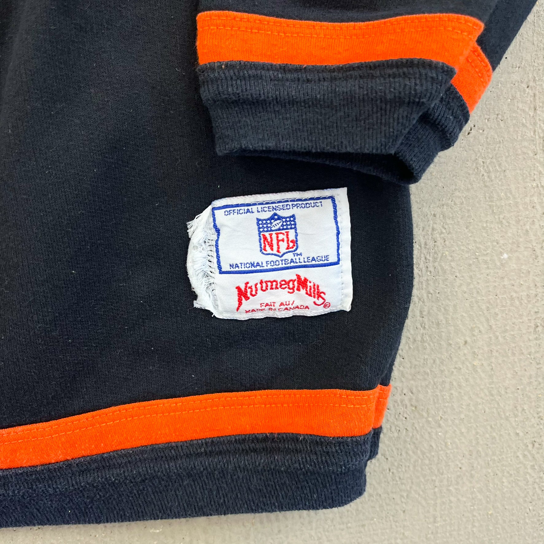 F- Vintage Cincinnati Bengals NFL Nutmeg Member Club Graphic Crewneck