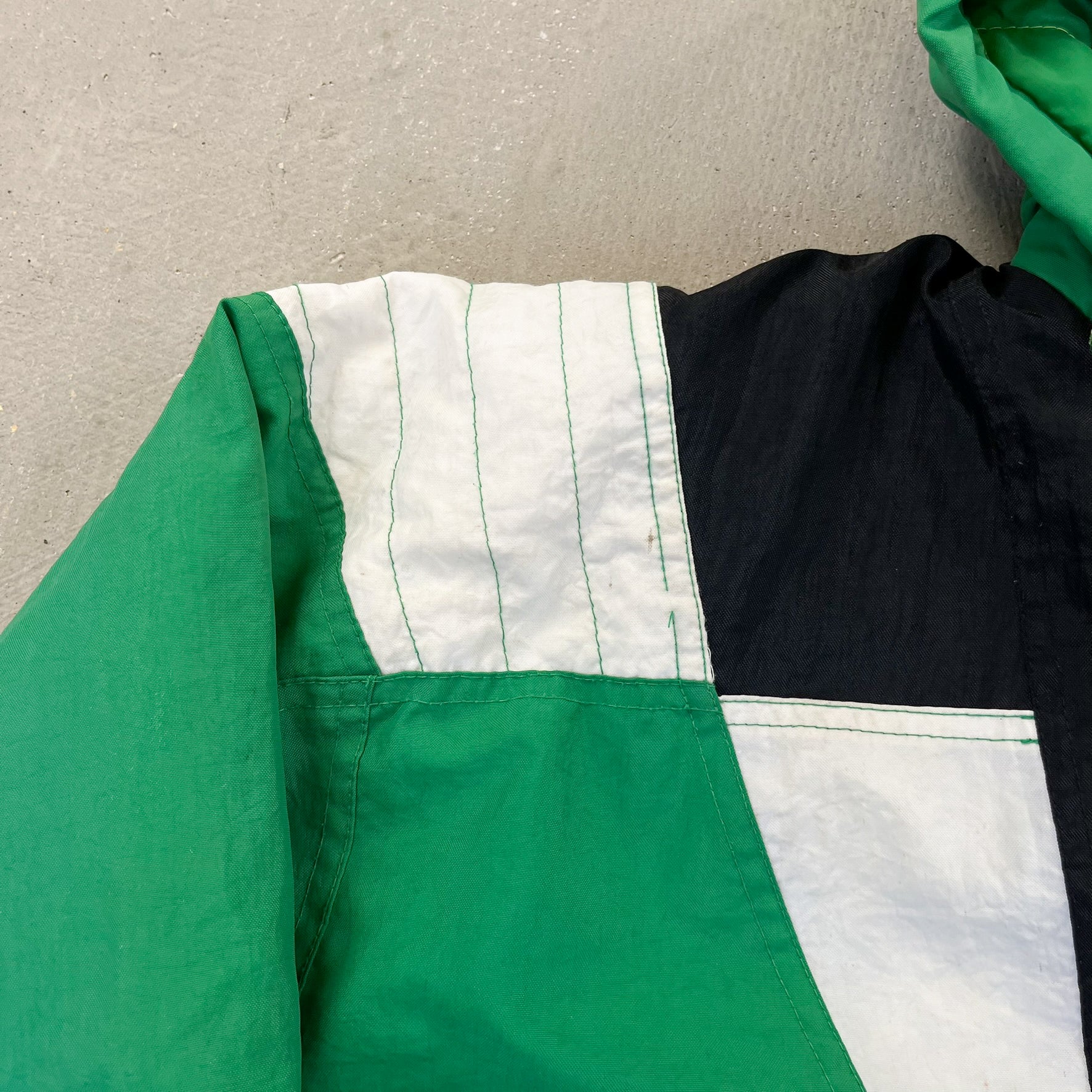 F- Vintage Boston Celtics NBA Starter Anorak Hooded Winter Jacket