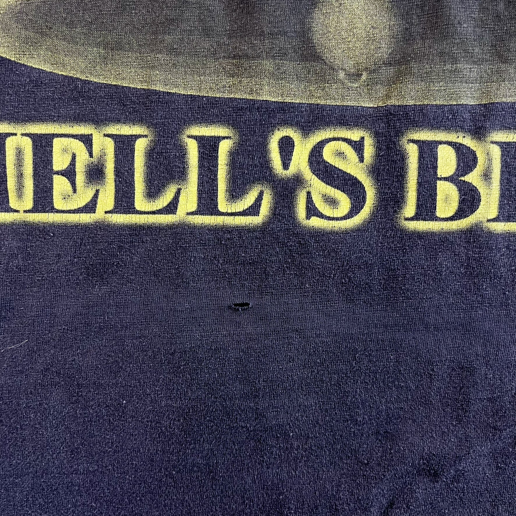 F- Vintage '01 AC/DC 01-02 World Tour Hell's Bell Graphic Tee