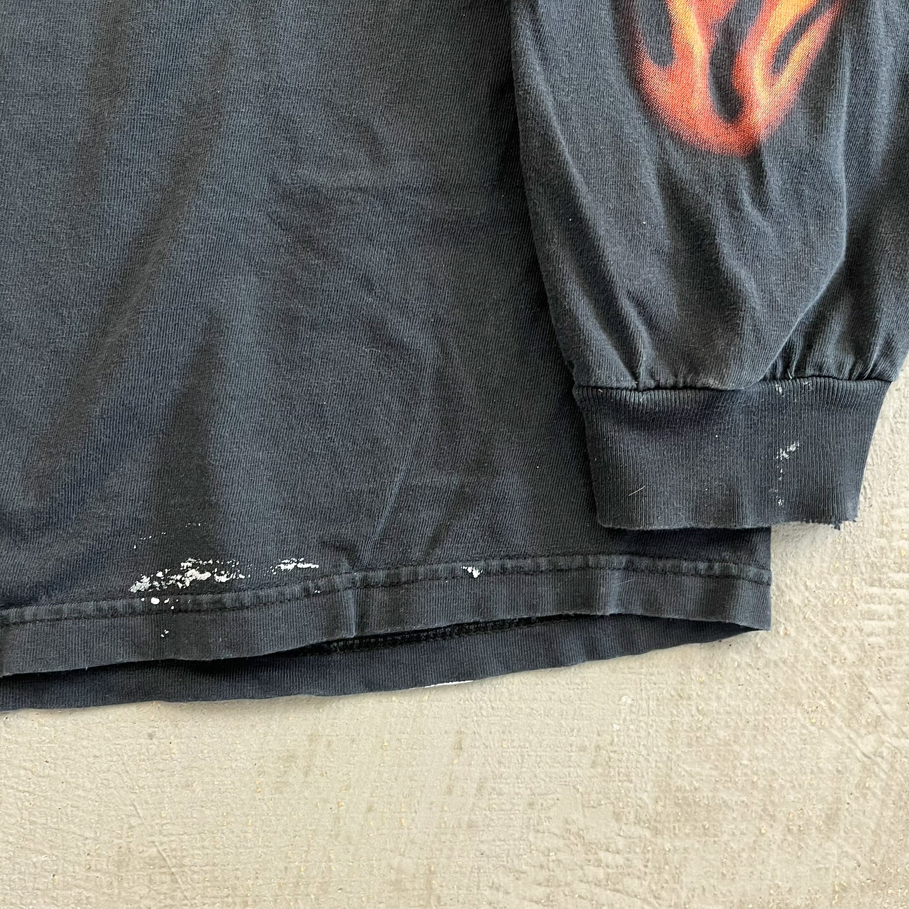F- Vintage '05 Harley Davidson London England Long Sleeve Tee