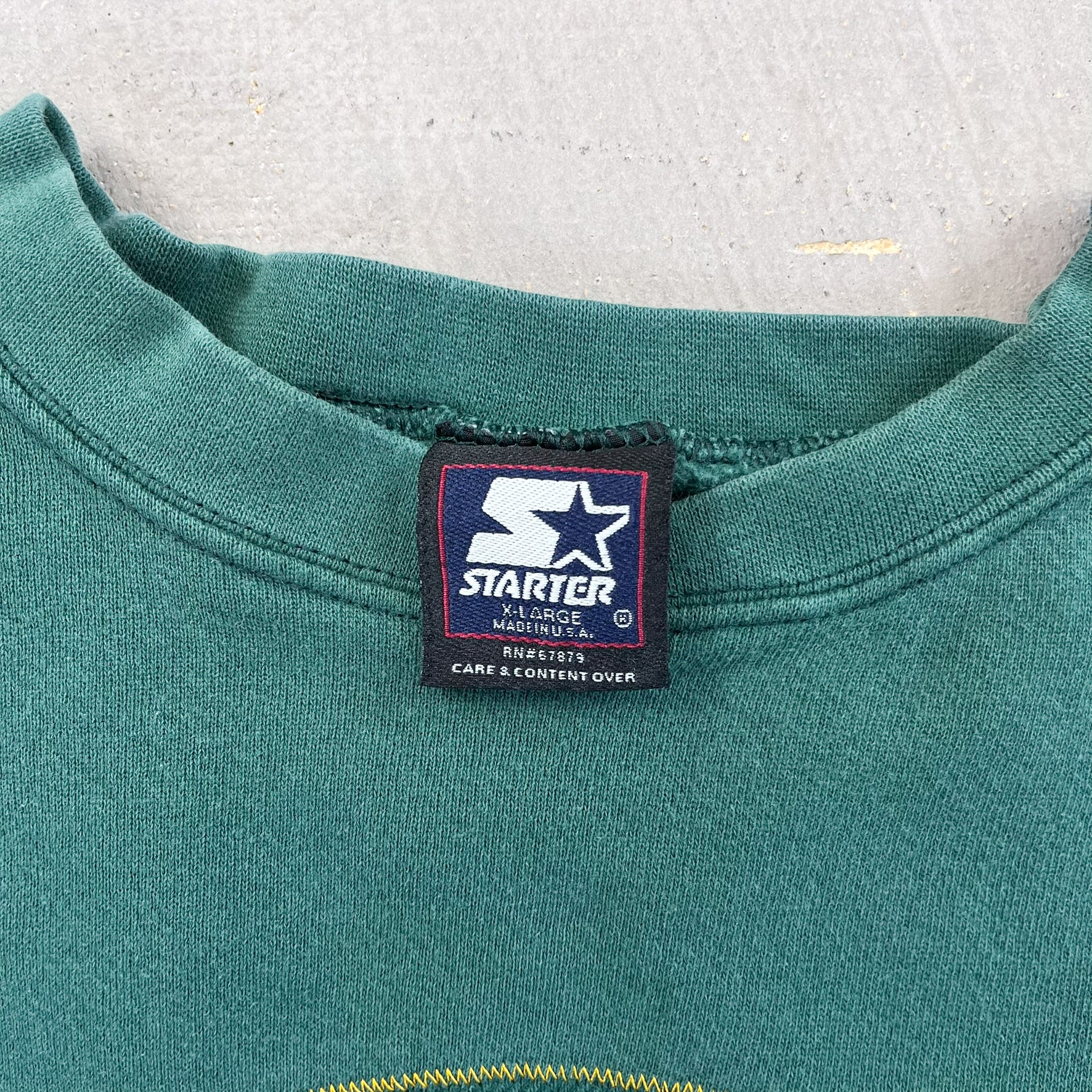 F- Vintage Green Bay Packers NFL Starter Embroidered Logo Crewneck
