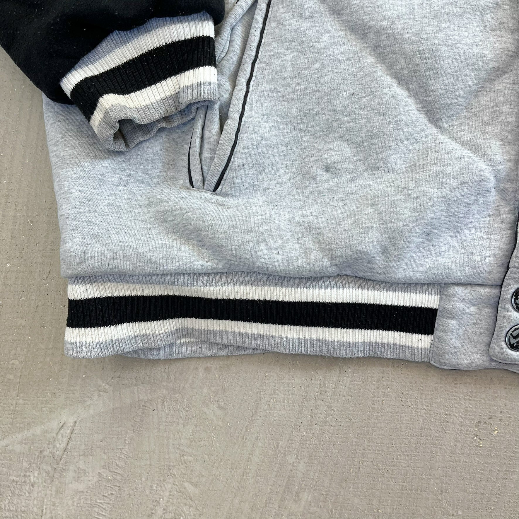 F- Vintage Brooklyn Nets Jeff Hamilton Design Reversible Hooded Jacket