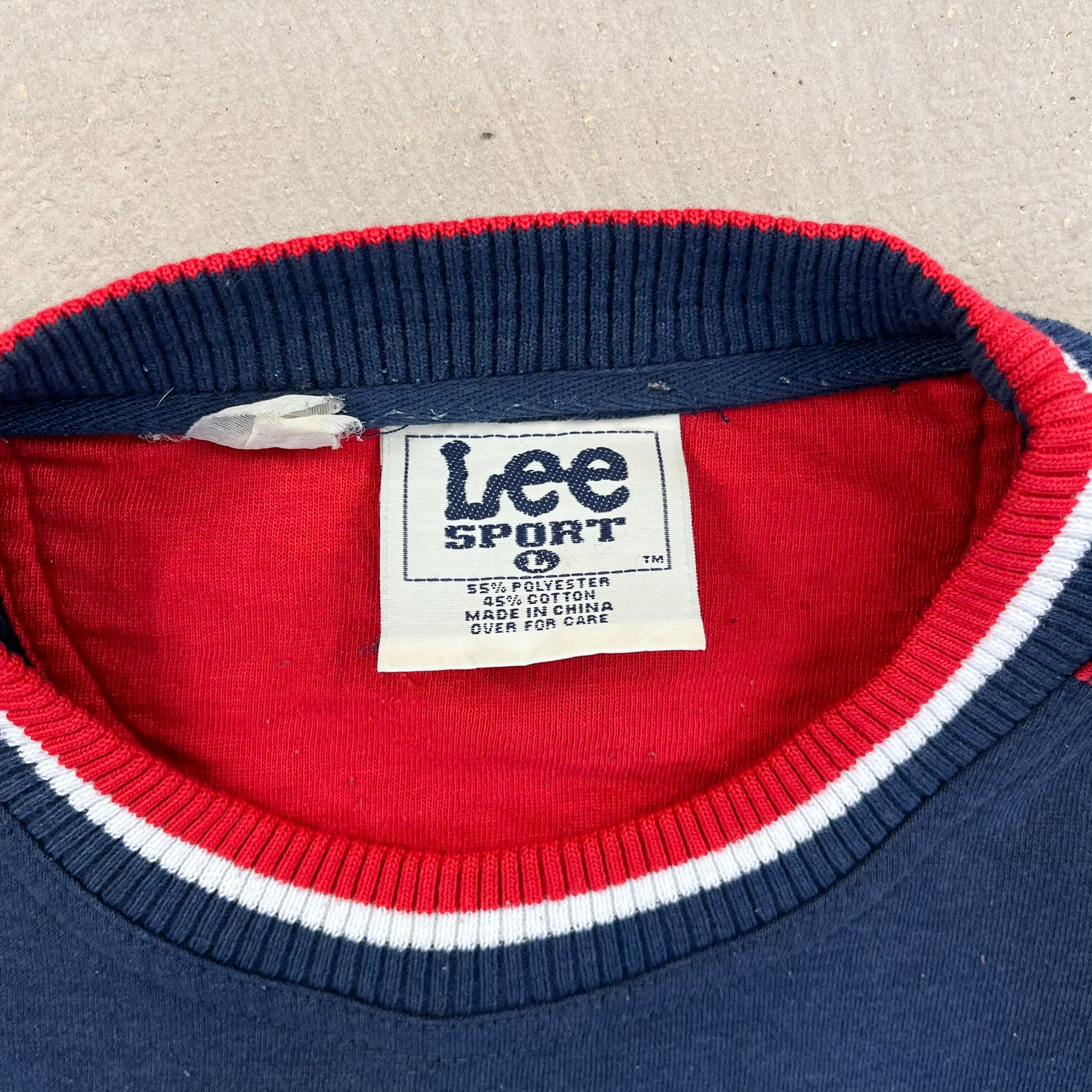 F- Vintage New York Rangers NHL Lee Embroidered Text Crewneck