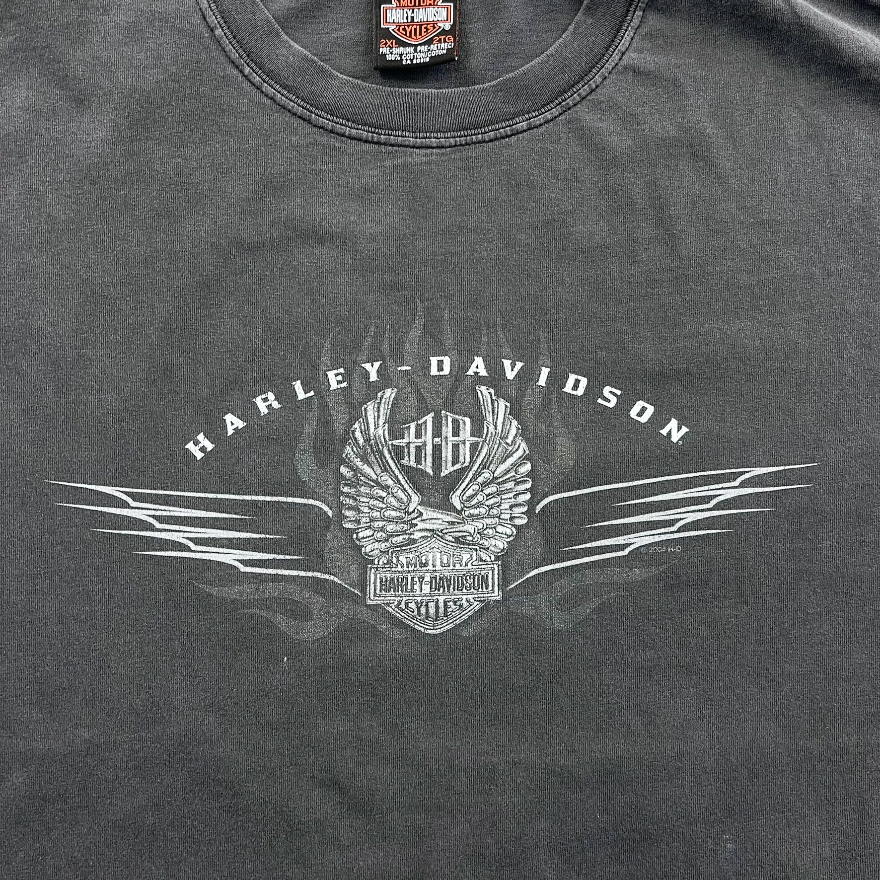 F- Vintage '04 Harley Davidson Mississauga Graphic Tee