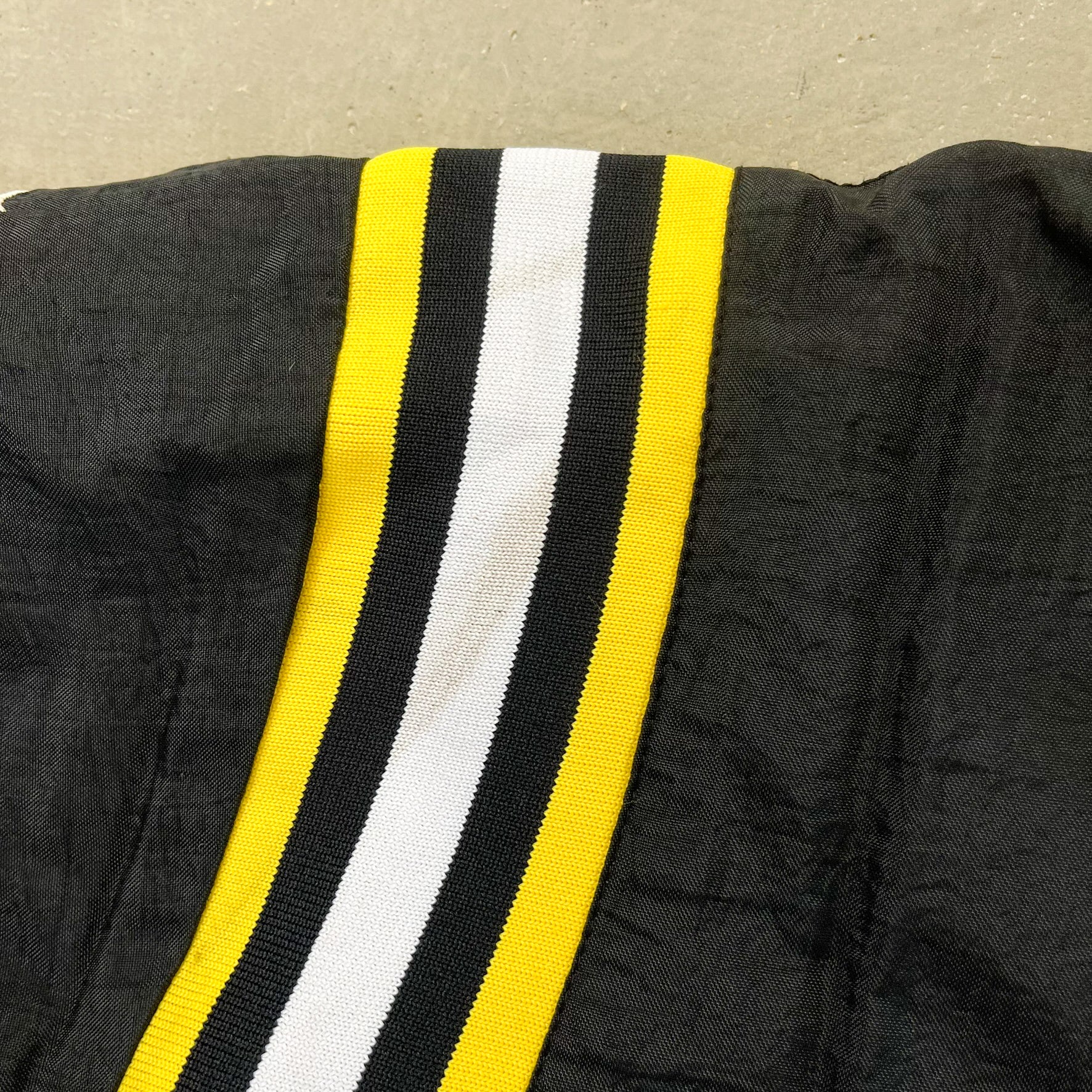 F- Vintage Pittsburgh Steelers NFL Experience Pro Player Winter Jacket