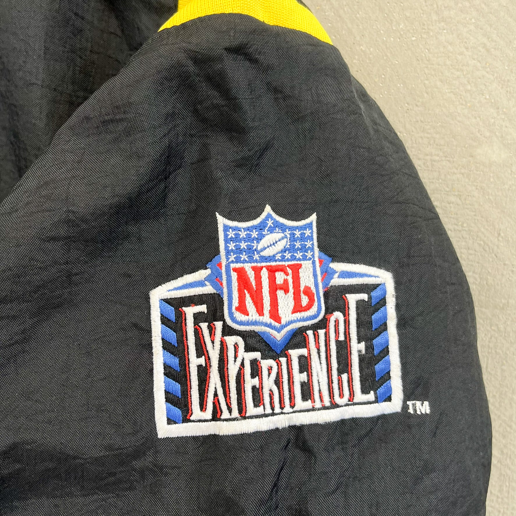 F- Vintage Pittsburgh Steelers NFL Experience Pro Player Winter Jacket