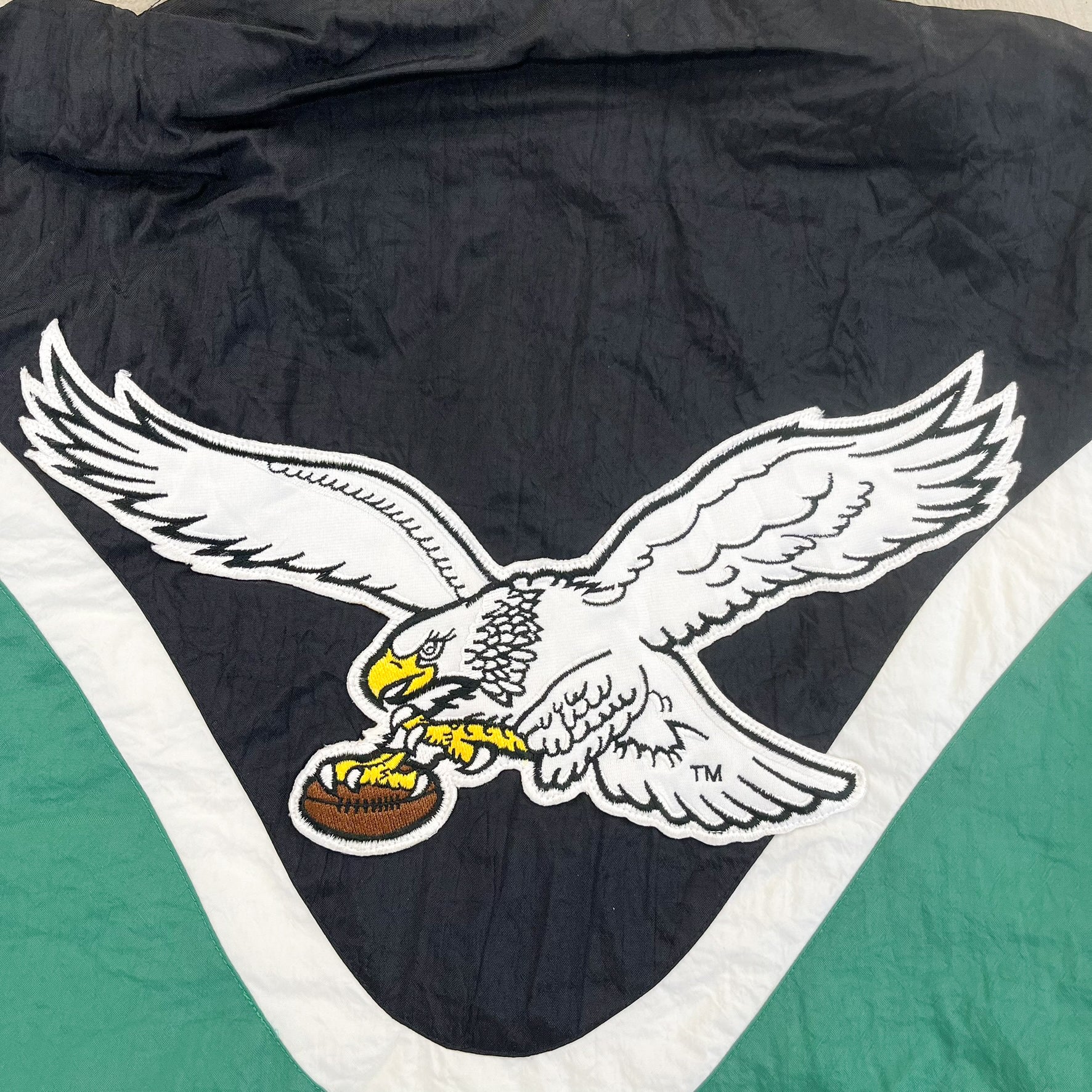 F- Vintage Philadelphia Eagles NFL Apex One Hooded Winter Jacket