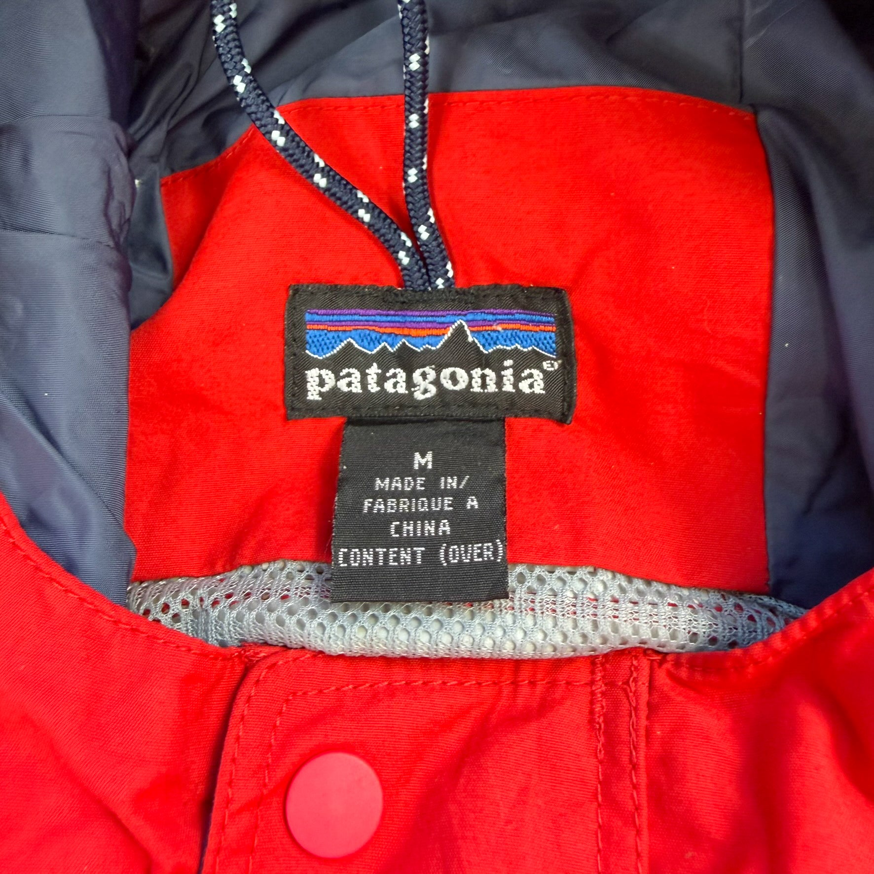 F- Vintage Patagonia Hooded Winter Jacket - M