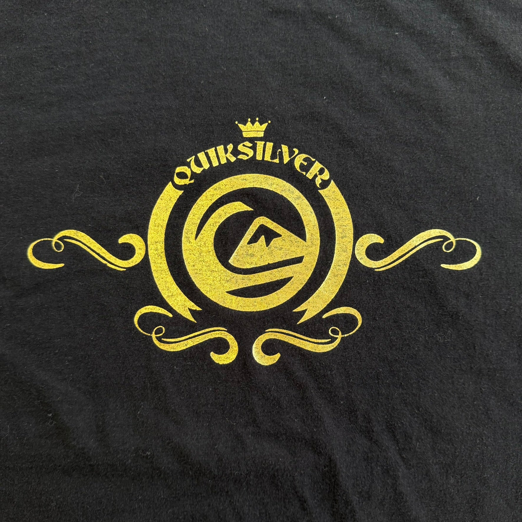 J- Vintage Quicksilver Logo Gold Foil Graphic Tee - XL