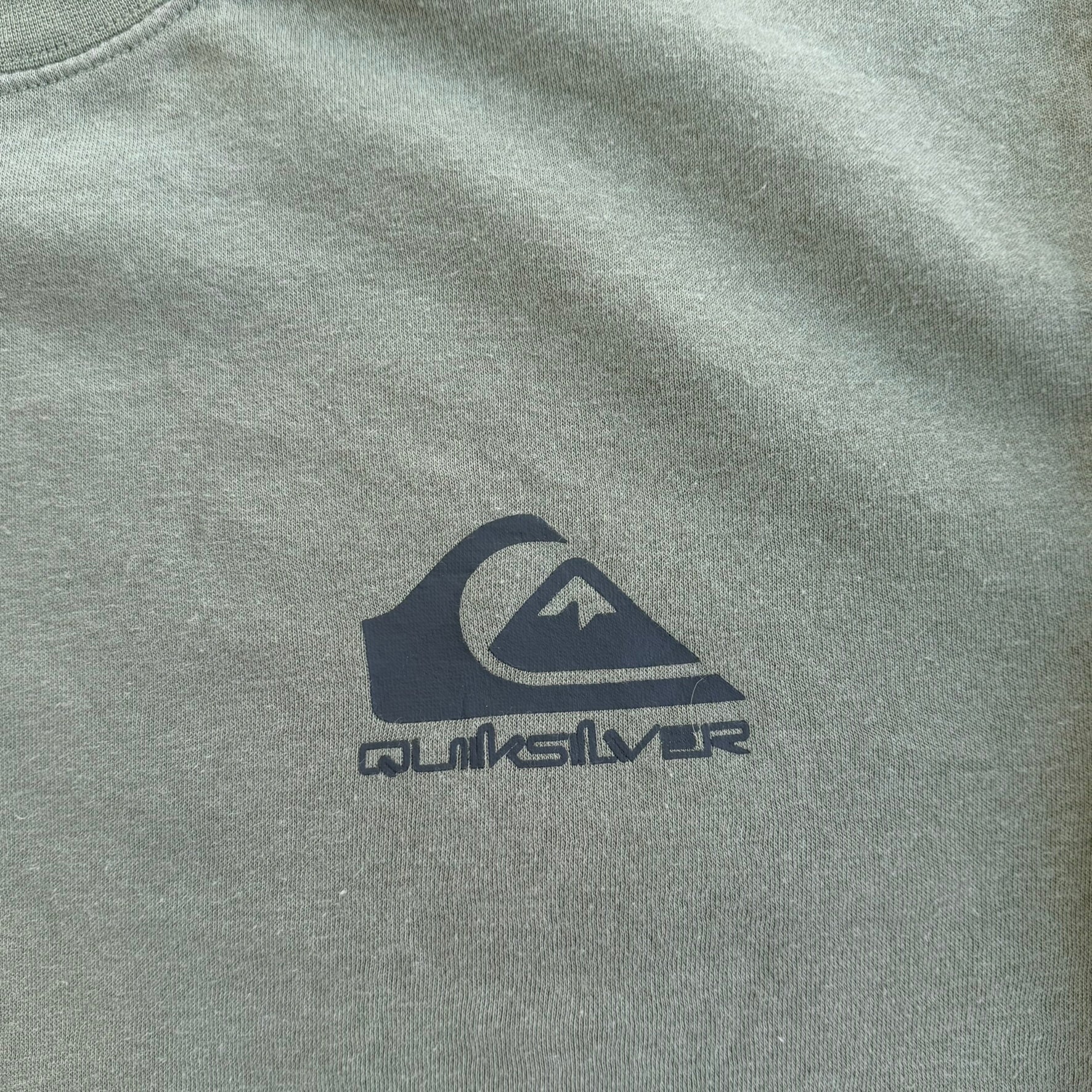 J- Vintage Quicksilver Logo Graphic Crewneck - M