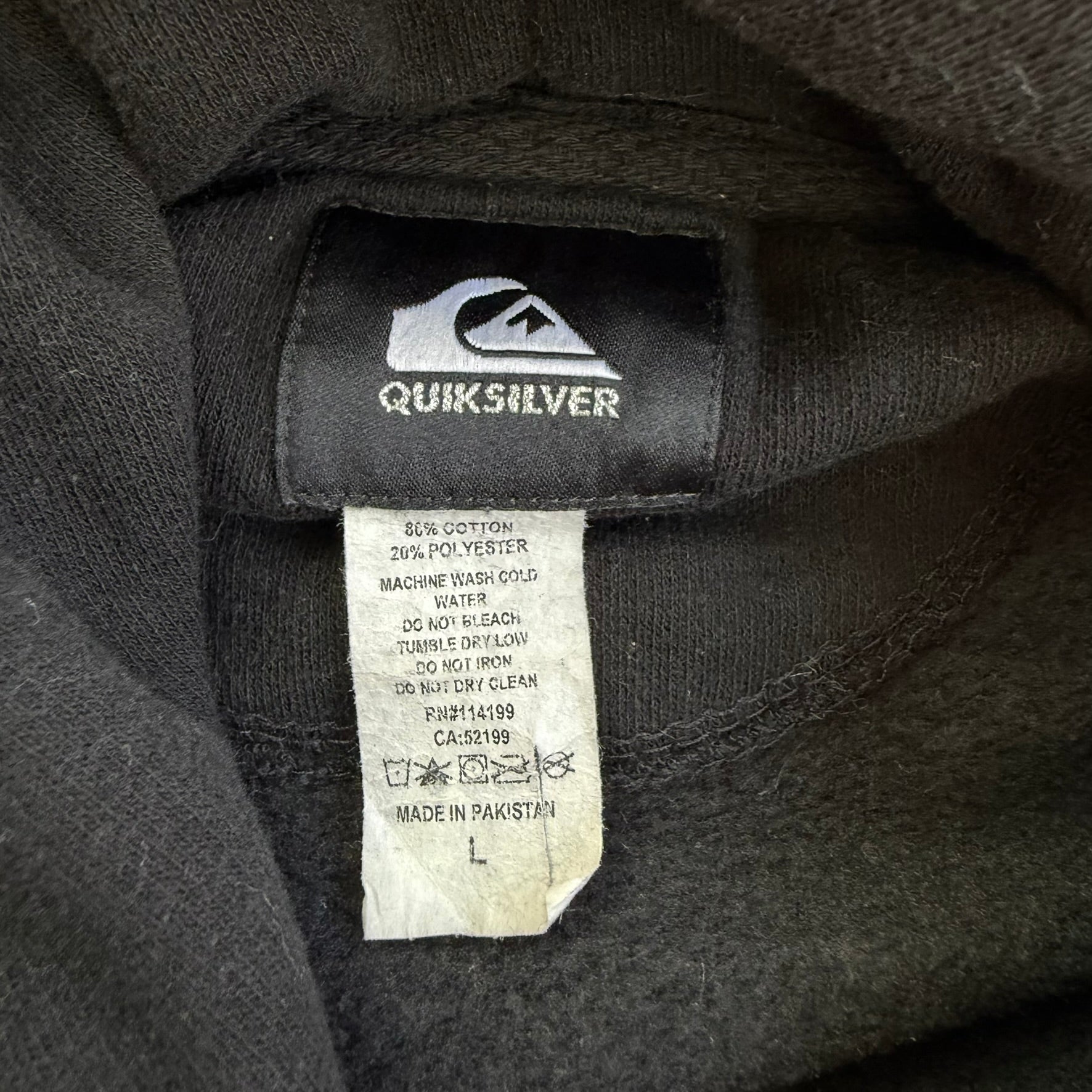 J- Vintage Quicksilver Logo Hoodie - L