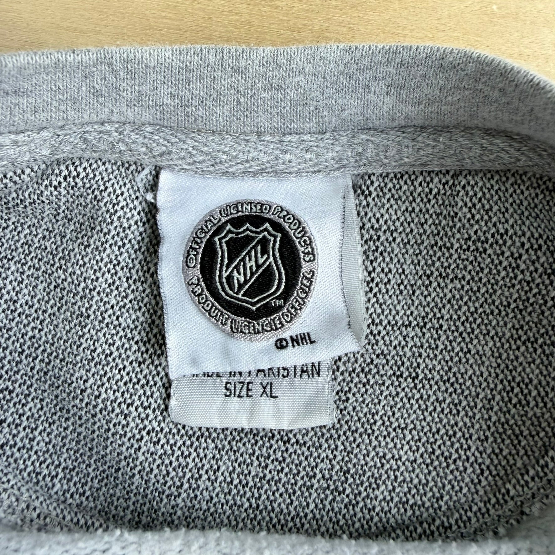 Vintage Philadelphia Flyers NHL Embroidered Logo Crewneck - XL