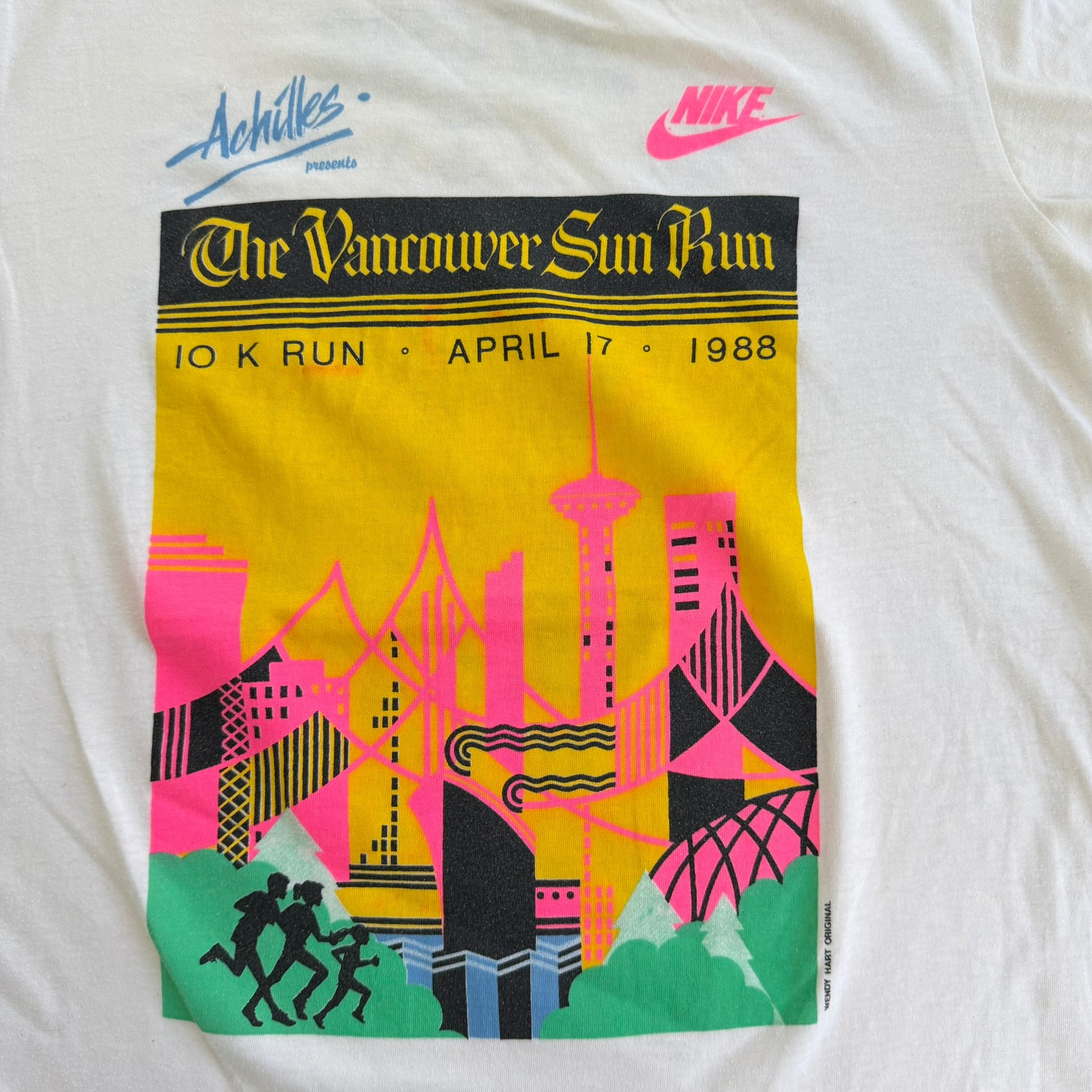 J- Vintage '89 Nike Vancouver Sun Run 10KM Graphic Single Stitch Tee - L