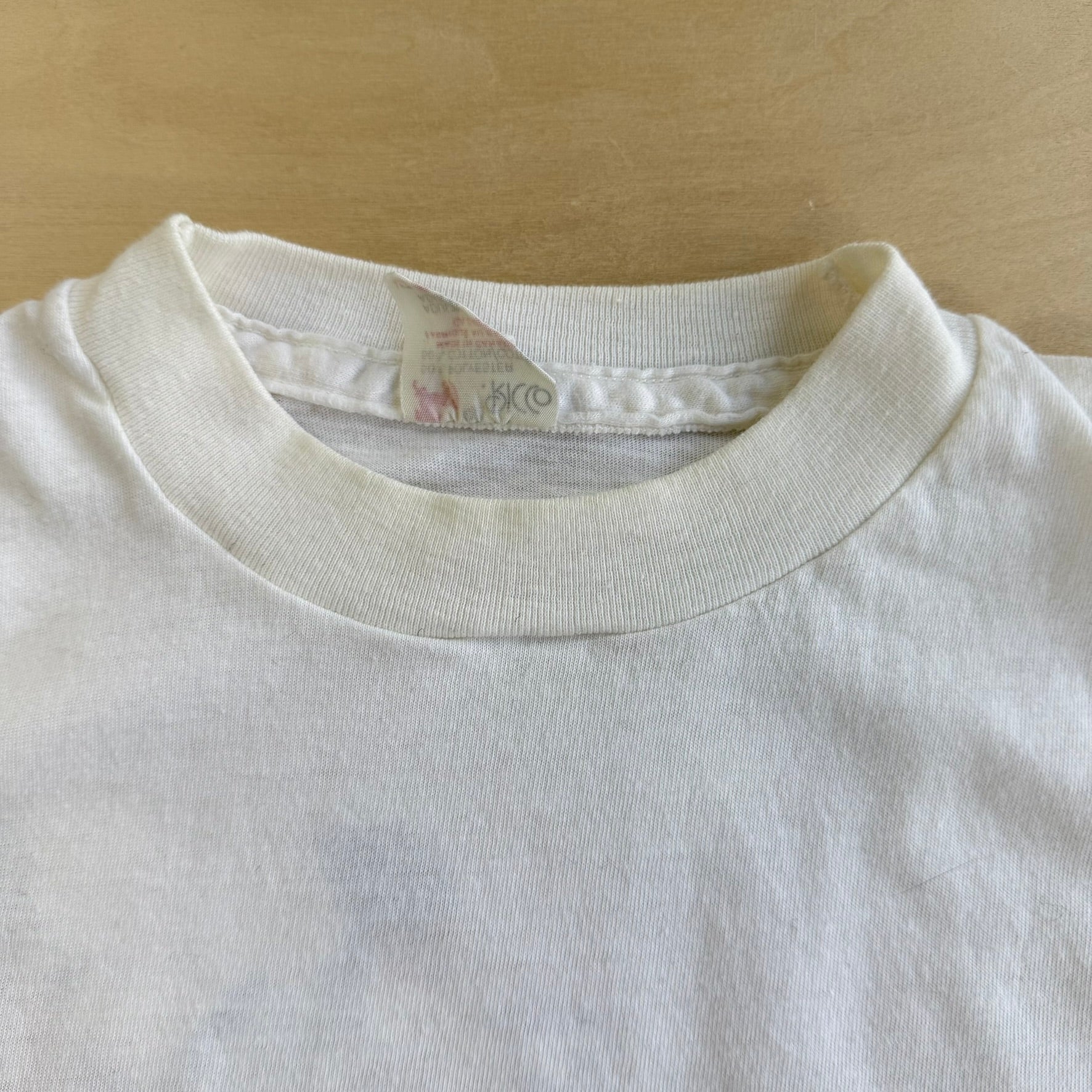 Vintage Giraffes Extinction Is Forever Graphic Made In Canada Single Stitch Tee - M