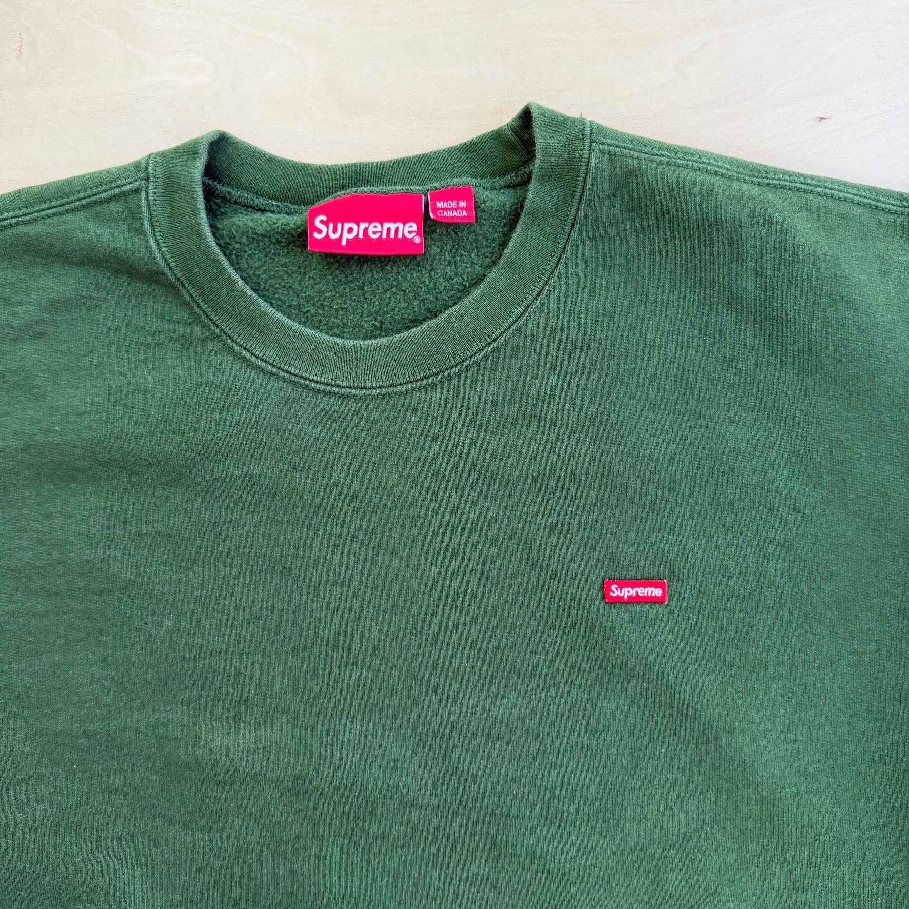 J- Supreme FW20 Small Box Logo Embroidered Green Crewneck - L