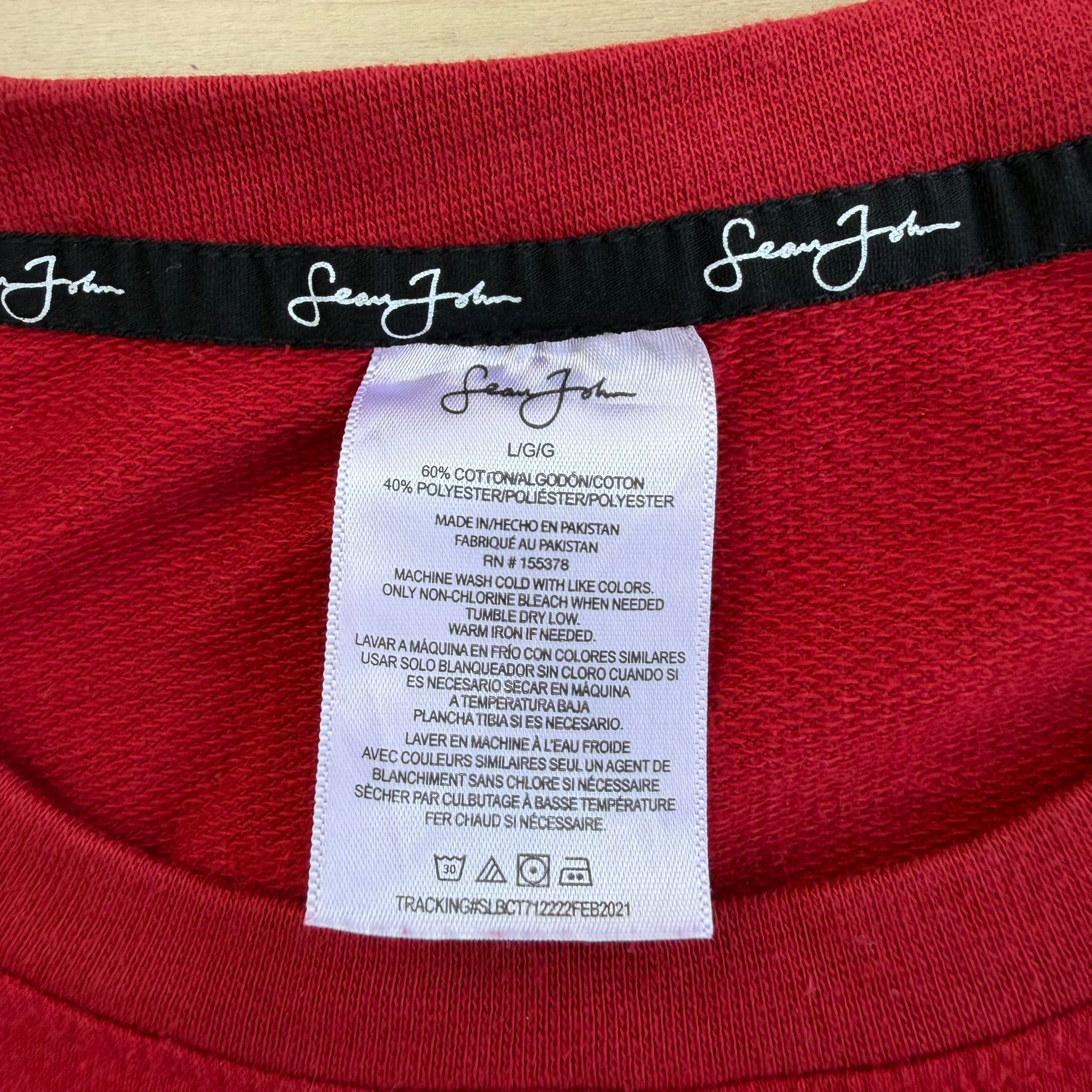 J- Vintage Sean John Embroidered Logo Tee - L