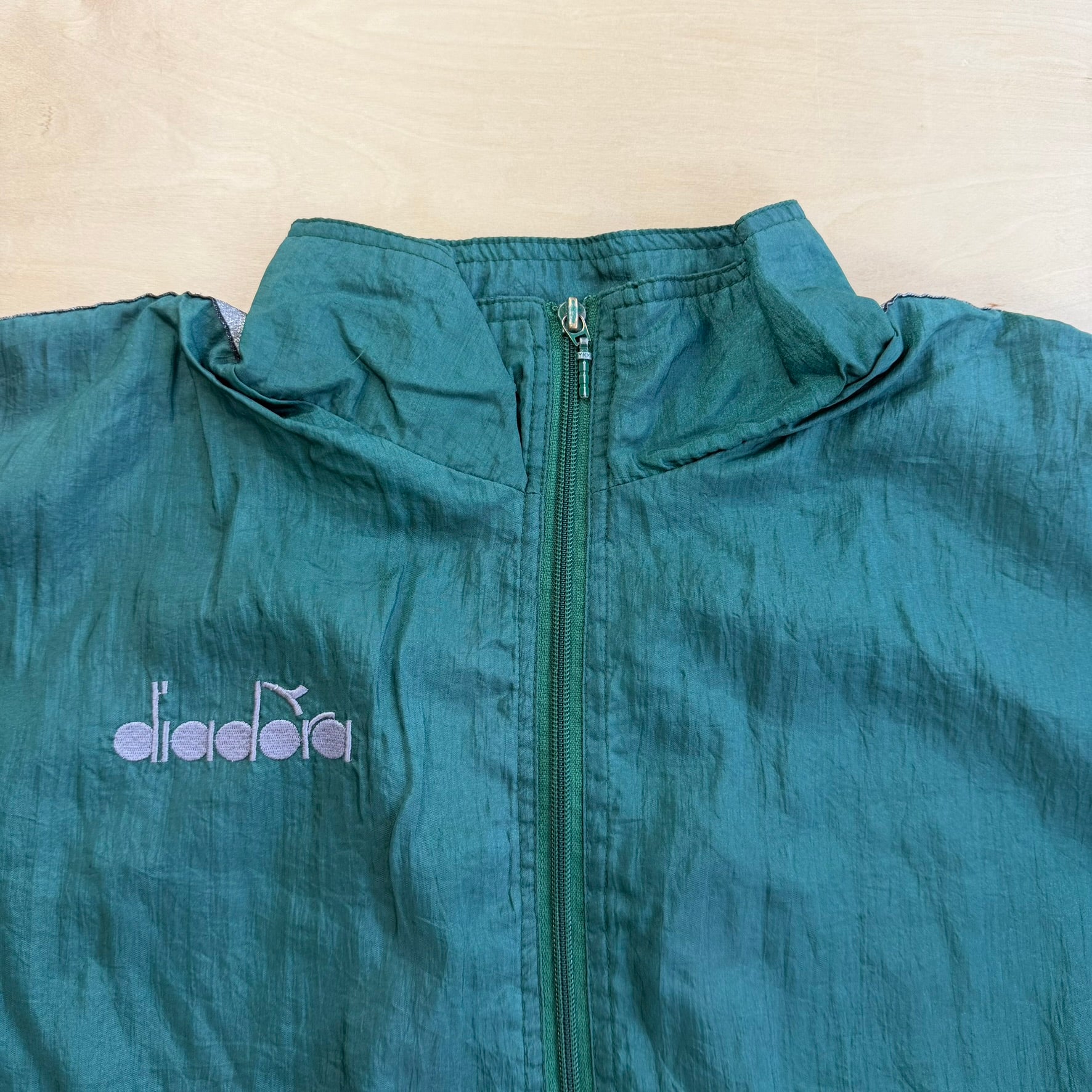 J- Vintage 90s Diodora Embroidered Logo Zip Up Lightweight Jacket - L