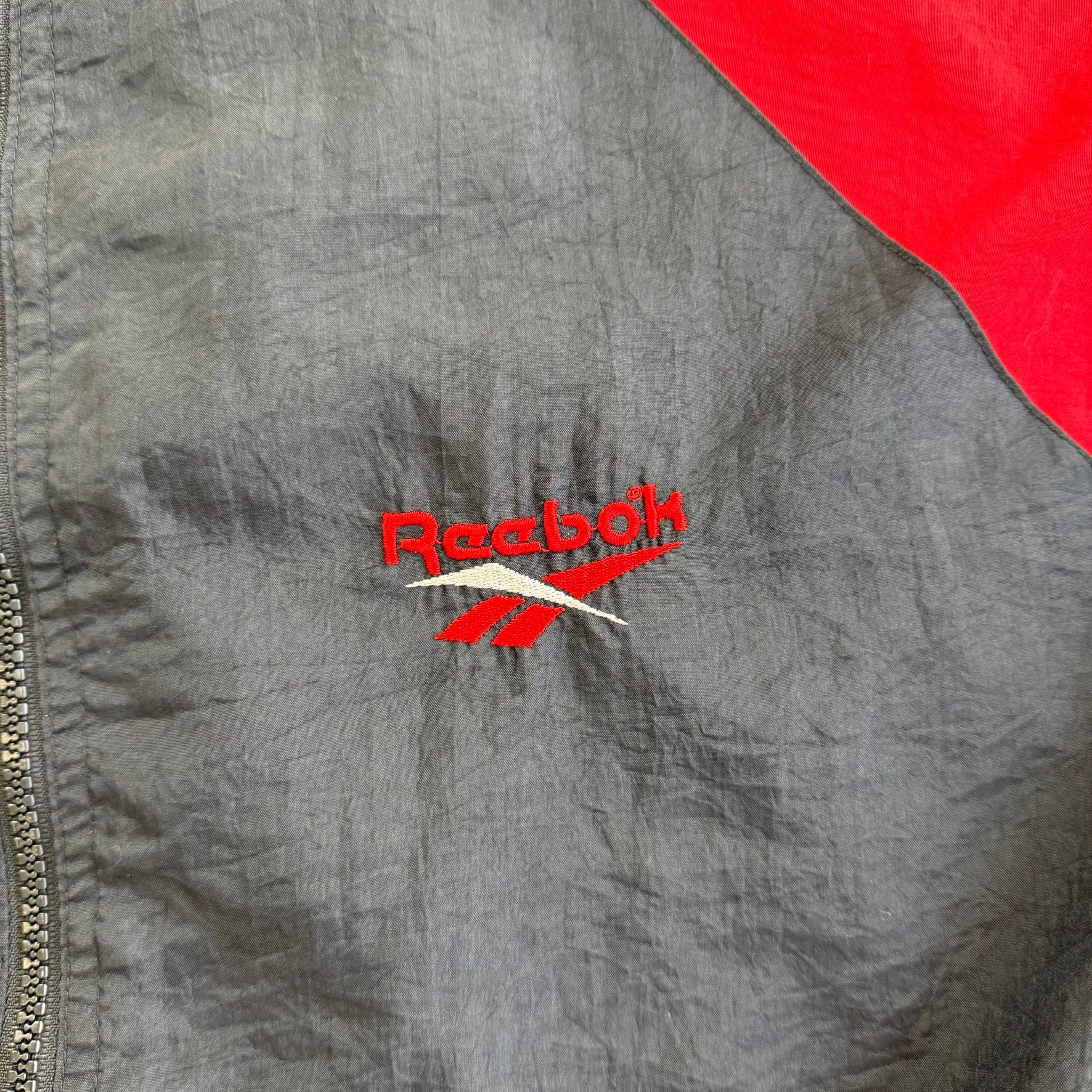 J- Vintage 90s Reebok Embroidered Logo Zip Up Lightweight Jacket - L