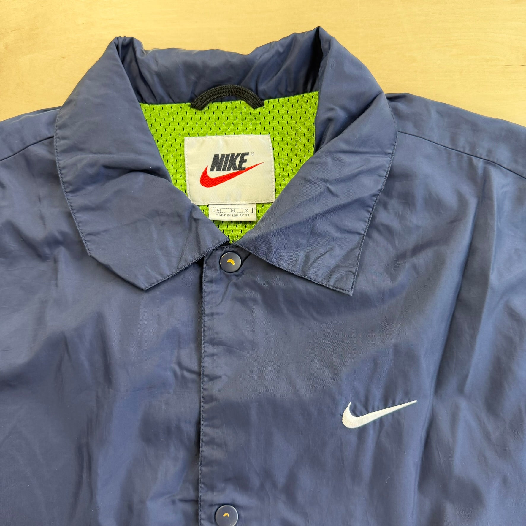 J- Vintage 90s Nike Embroidered Swoosh Coach Jacket - M (fits L)