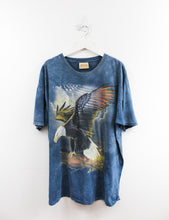 Load image into Gallery viewer, Vintage Flying Eagle &amp; American Flag Tee
