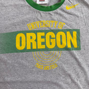 J- Vintage 00s Nike Team University Of Oregon Track & Field Graphic Ringer Tee - M