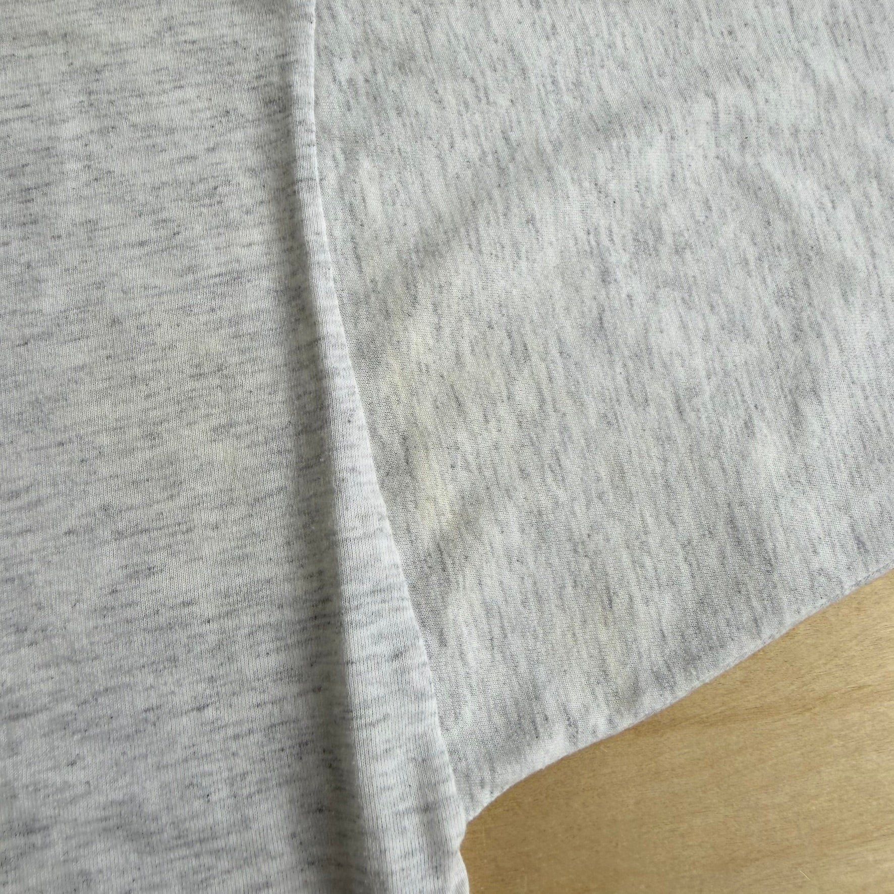 J- Vintage 90s University Of Budweiser Graphic Single Stitch Tee - L