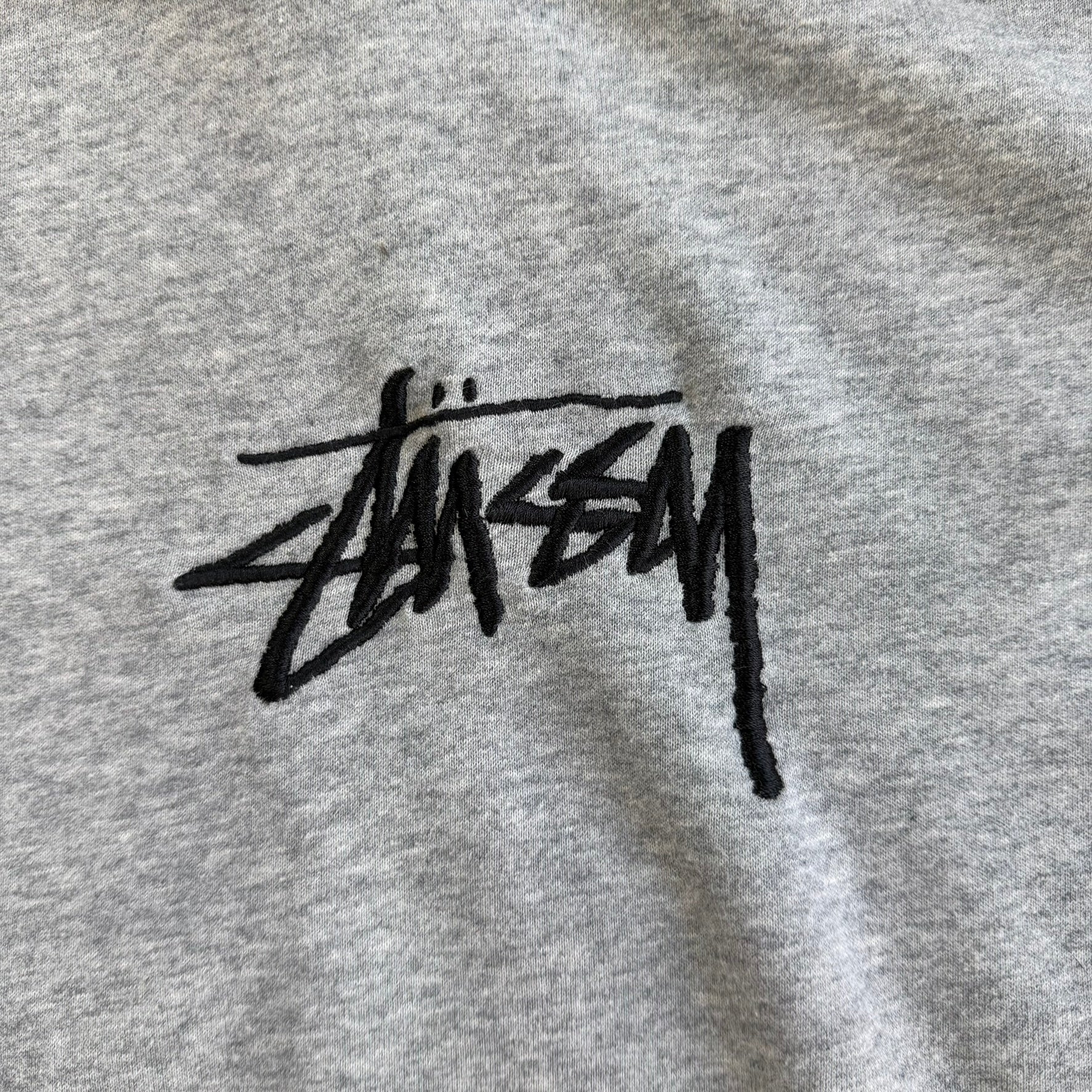 J- Vintage Stussy Embroidered Cursive Text Hoodie - M