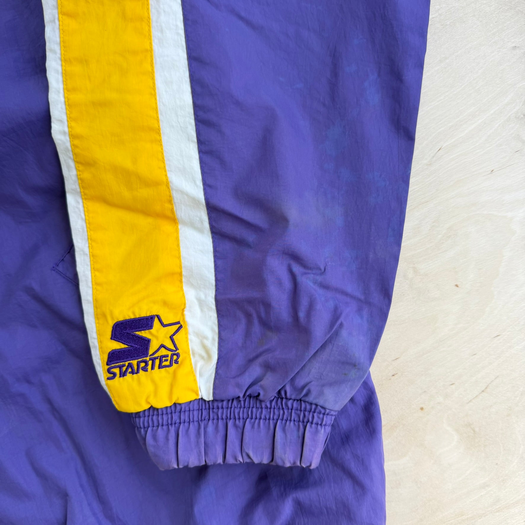 J- Vintage Louisiana State University Tigers Starter Embroidered Text & Logo Lightweight Zip Up Jacket - L