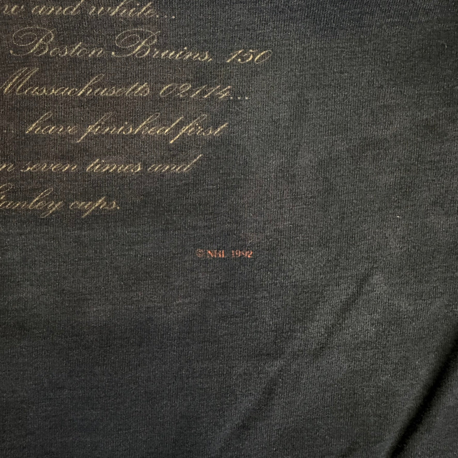 J- Vintage Boston Bruins NHL CCM Logo & Text Long Sleeve Tee - XL