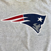 J- Vintage '93 New England Patriots Logo NFL Salems Sportswear Tag Made In USA Crewneck - XL