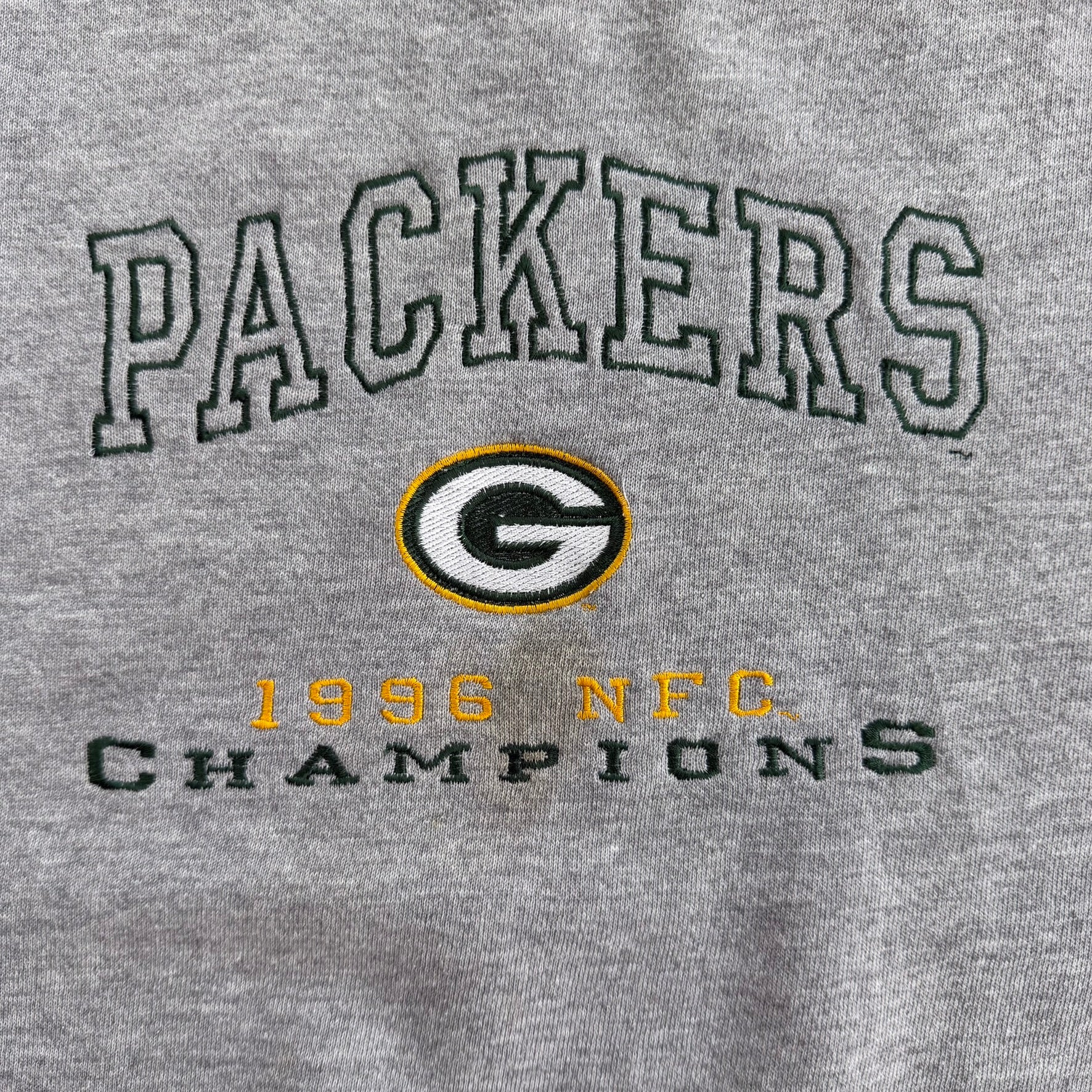 J- Vintage '96 Green Bay Packers NFL NFC Champions Embroidered Text Made In USA Crewneck - L